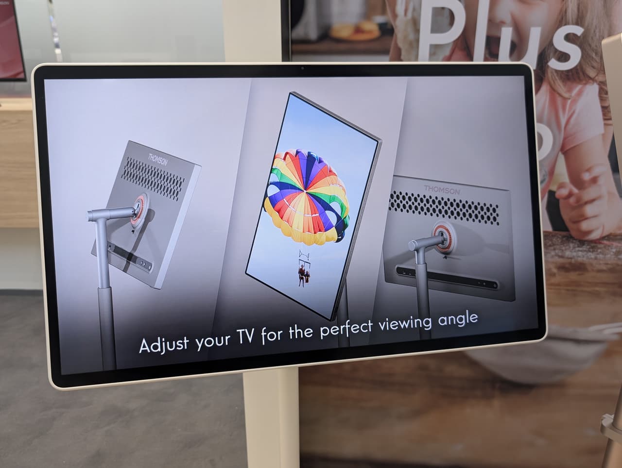 Test Thomson Go Plus Pro UHD : l'écran mobile 4K ultime ?